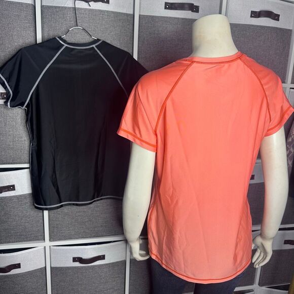 Oxide Short Sleeve Rash Guard Bundle Size Large - Picture 2 of 8